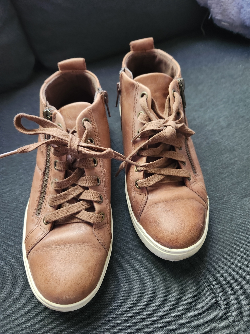 Women’s Rockport Brown Leather Lace-Up High Top Sneakers